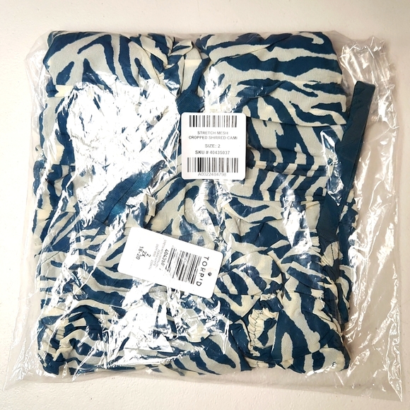❤️NWT VINTAGE TORRID CAMI - ZEBRA PRINT - WASHABLE MESH SHIRRED CROP - PLUS SIZE - Picture 9 of 16